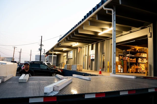 Wednesdays are for safety 🦺

#drywall #coloradodrywall #coloradodrywallsupply #building #drywallnation #contractor #remodel #denver #longmont #centennial #construction #diy #interiordesign #stucco #trim #mud #insulation #acoustical #renovation #homeimprovement #gypsum #familyowned